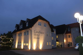 Гостиница Landhaus Hotel Müller  Гроссостайм
